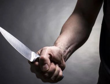 Τοξικομανής μαχαίρωσε αστυνομικούς στην περιοχή του Ψυρρή